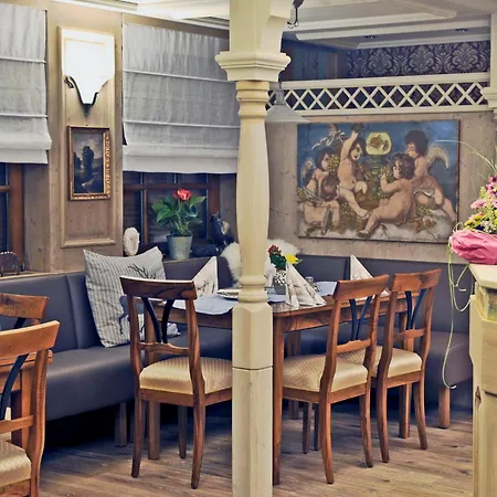 Zum Goldenen Hirschen Estalagem Martinstein